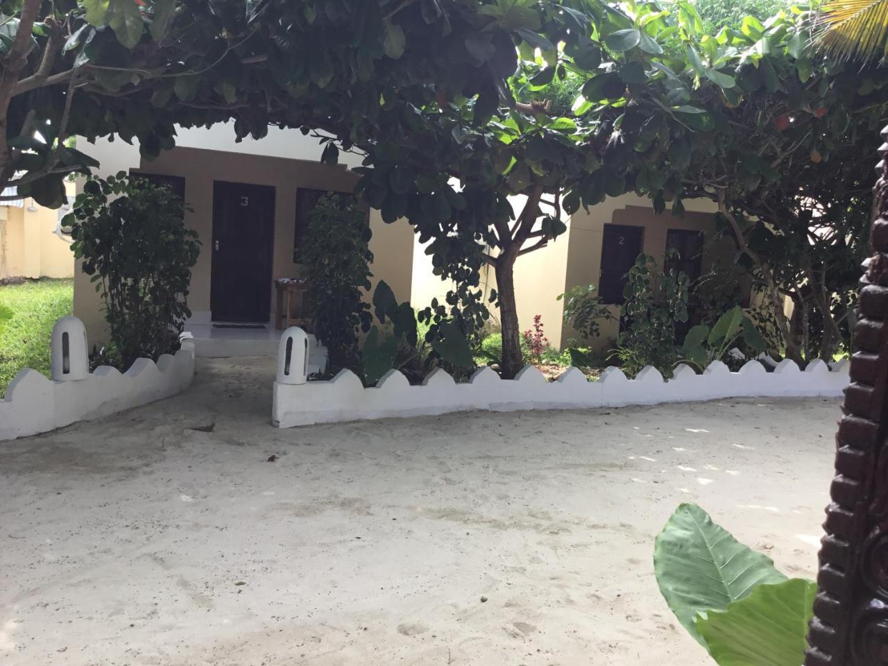 GOasis Nungwi Zanzibar Hotel Bagian luar foto