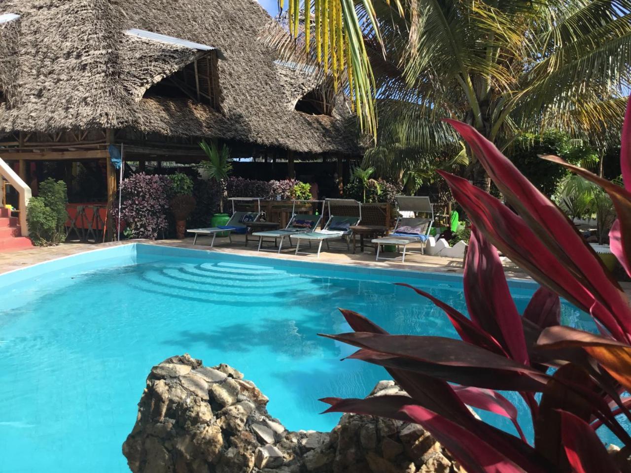 GOasis Nungwi Zanzibar Hotel Bagian luar foto